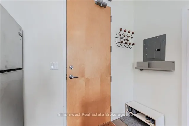 Additional property image - 410 King St Unit 222