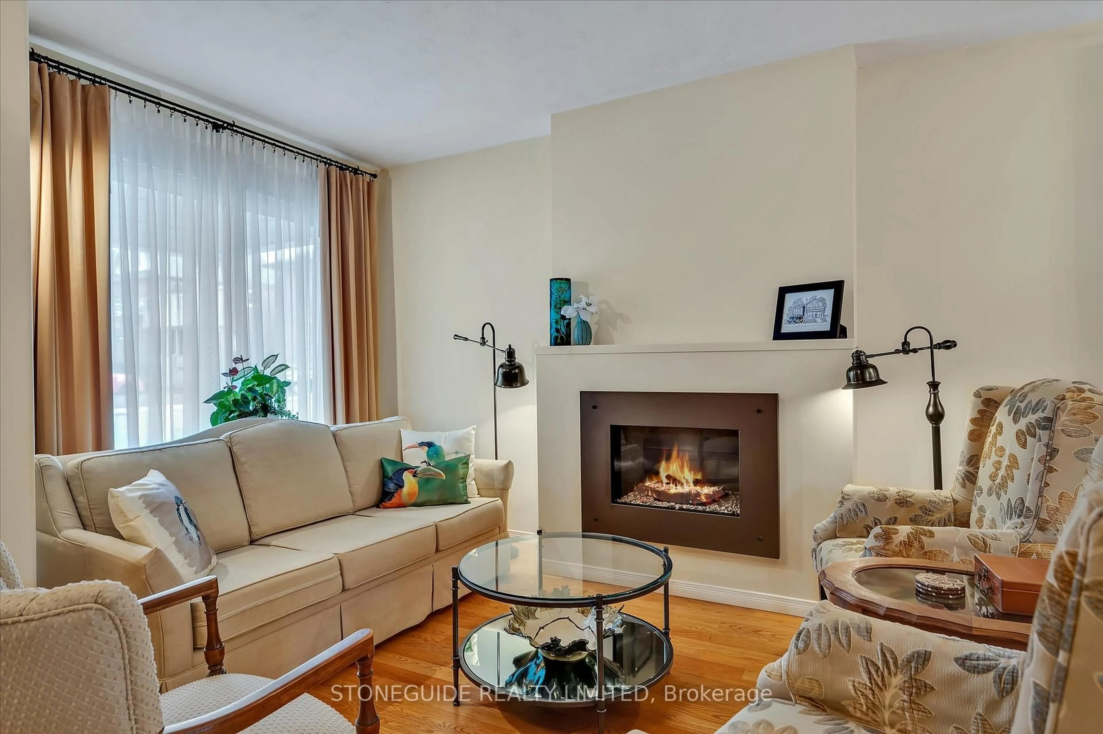 Living room with furniture, unknown for 165 Edinburgh St, Peterborough Central Ontario K9H 3E3
