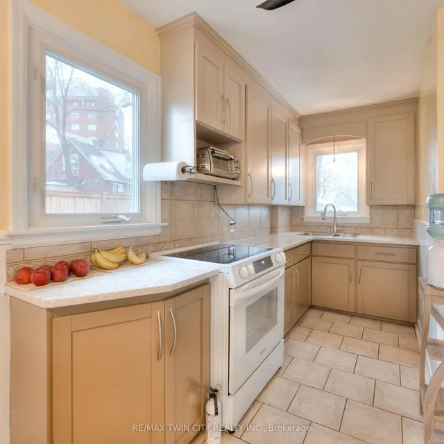 Additional property image - 12 Barclay Ave