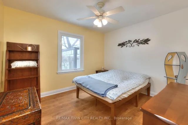 Additional property image - 12 Barclay Ave