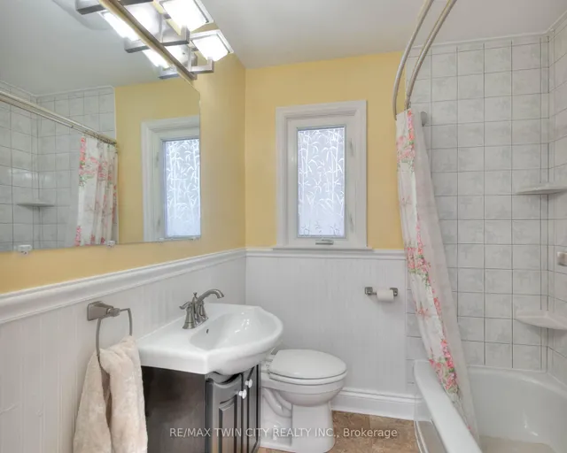 Additional property image - 12 Barclay Ave
