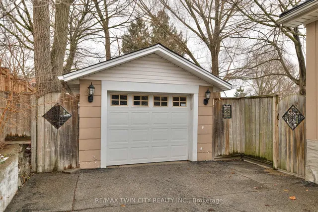 Additional property image - 12 Barclay Ave