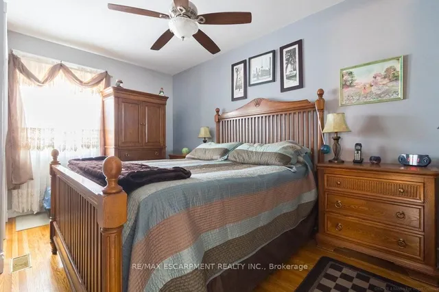 Additional property image - 773 Queensdale Ave