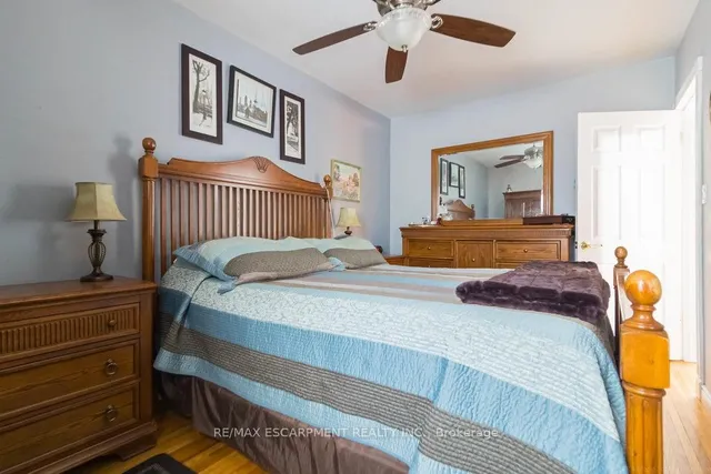 Additional property image - 773 Queensdale Ave