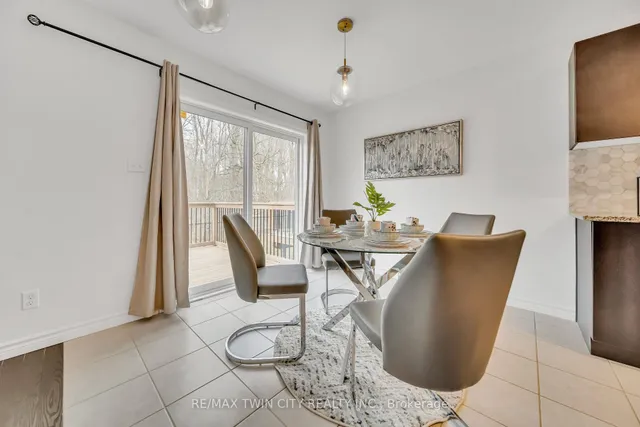 Additional property image - 87 Woodedge Circ