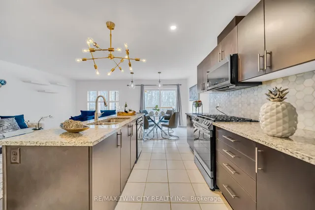 Additional property image - 87 Woodedge Circ