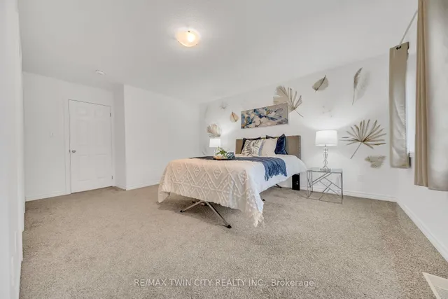Additional property image - 87 Woodedge Circ