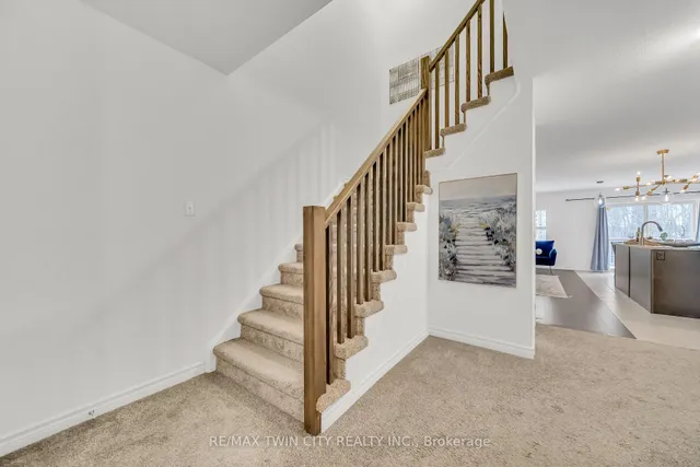 Additional property image - 87 Woodedge Circ