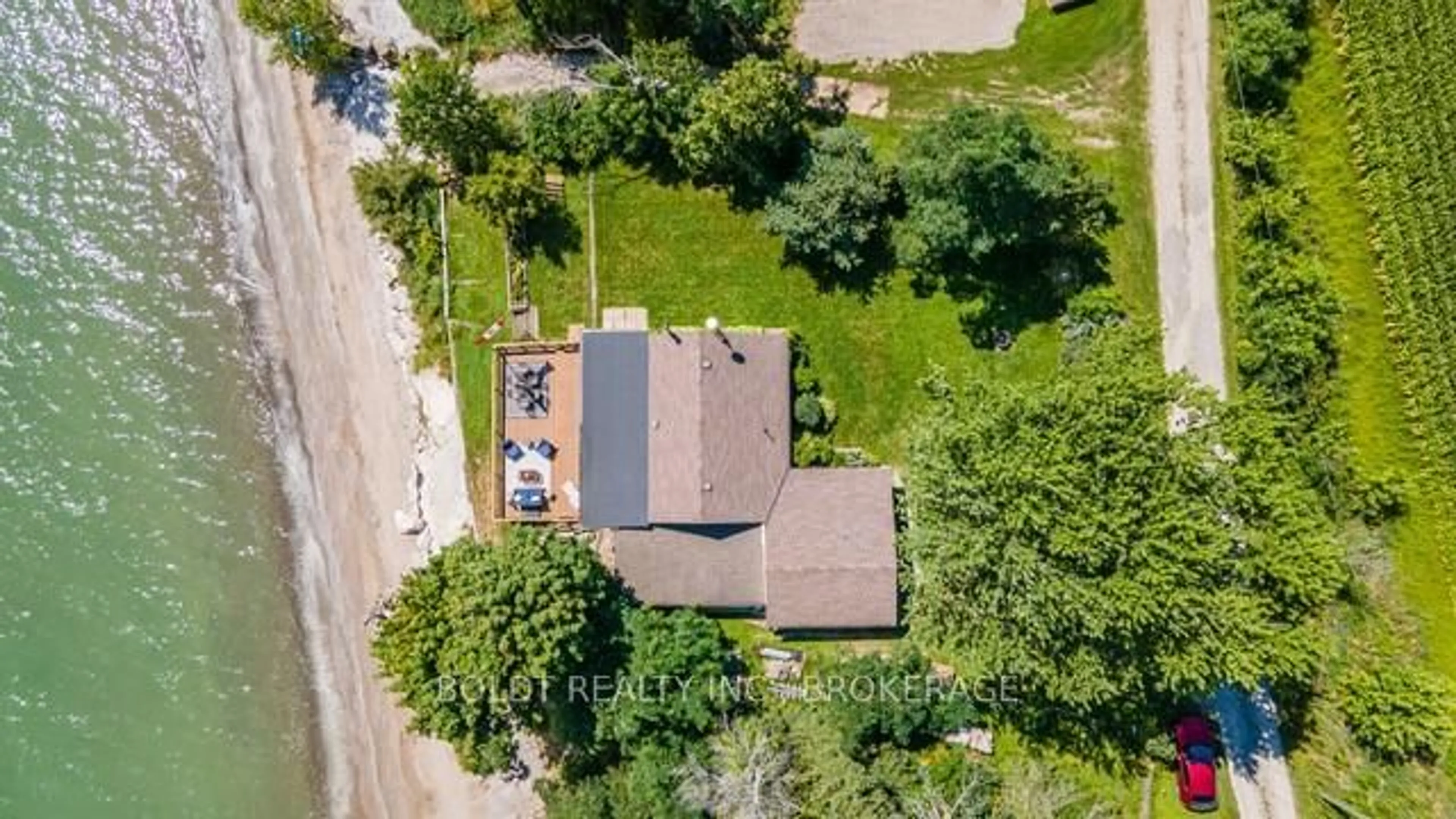 A pic from outside/outdoor area/front of a property/back of a property/a pic from drone, street for 47 Gull Line, Haldimand Ontario N0A 1K0