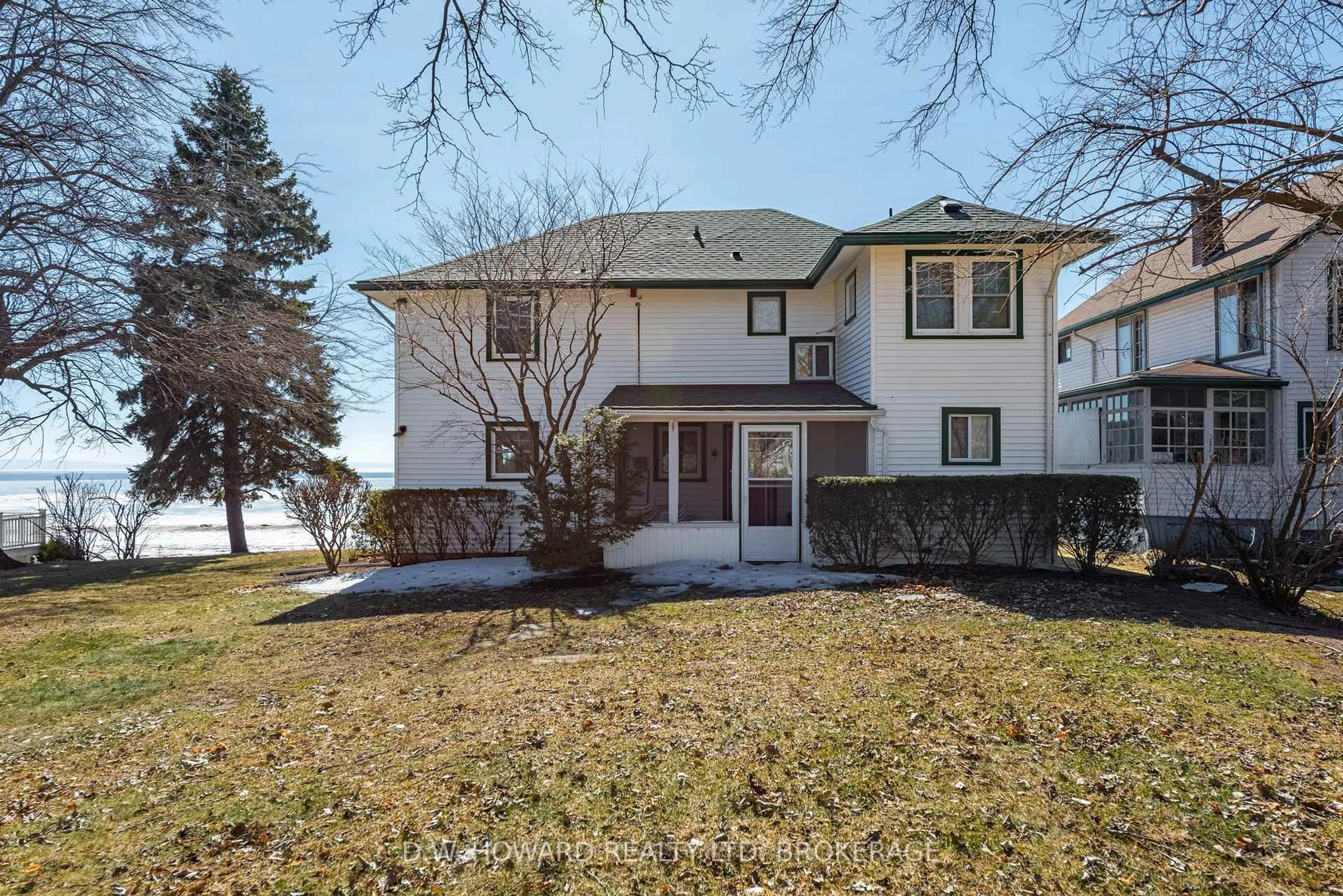 A pic from outside/outdoor area/front of a property/back of a property/a pic from drone, water/lake/river/ocean view for 1381 Kam Rd, Fort Erie Ontario L2A 5W5