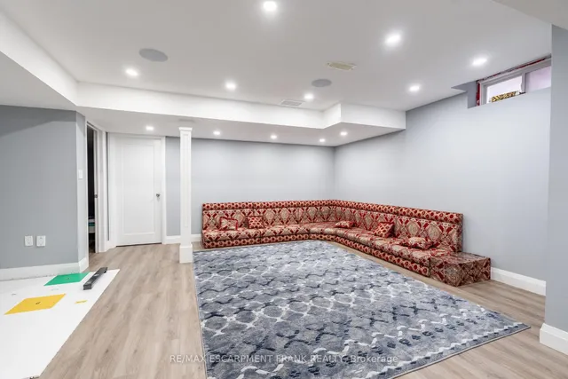Additional property image - 36 Showcase Dr
