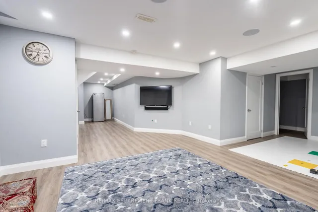Additional property image - 36 Showcase Dr