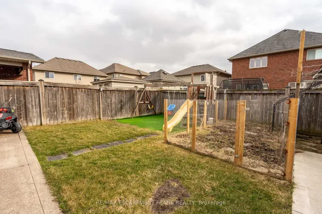 Additional property image - 36 Showcase Dr