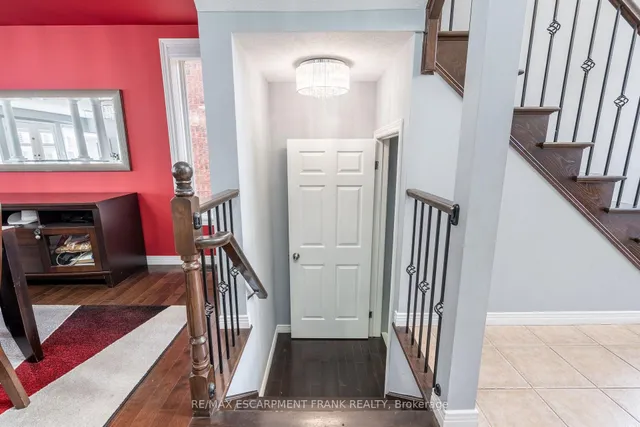 Additional property image - 36 Showcase Dr