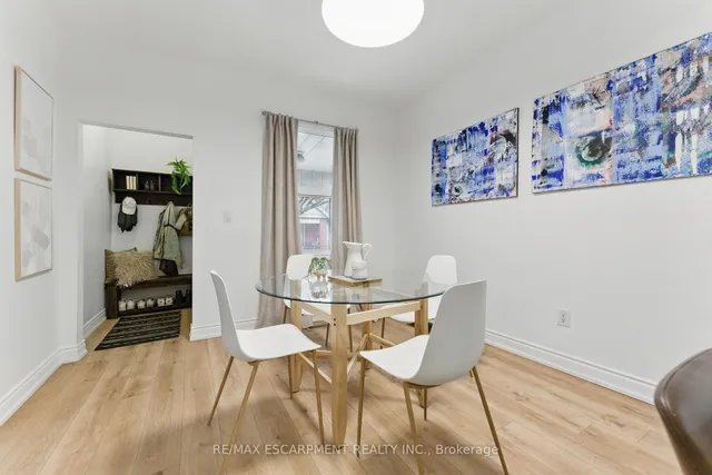 Additional property image - 50 HARVEY St