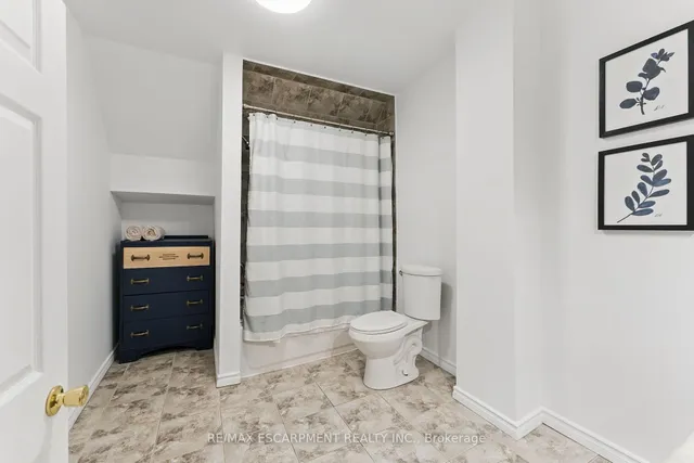Additional property image - 50 HARVEY St