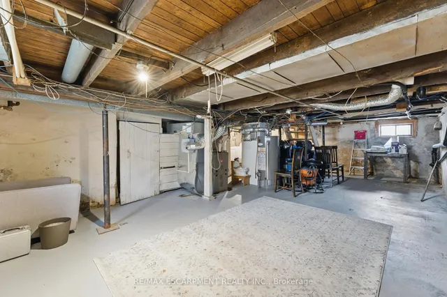 Additional property image - 50 HARVEY St