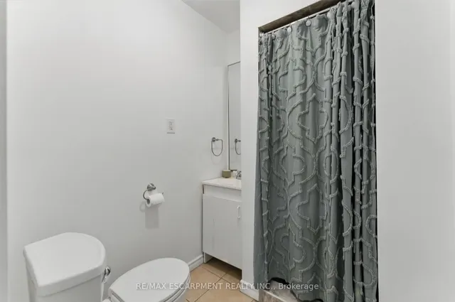 Additional property image - 50 HARVEY St