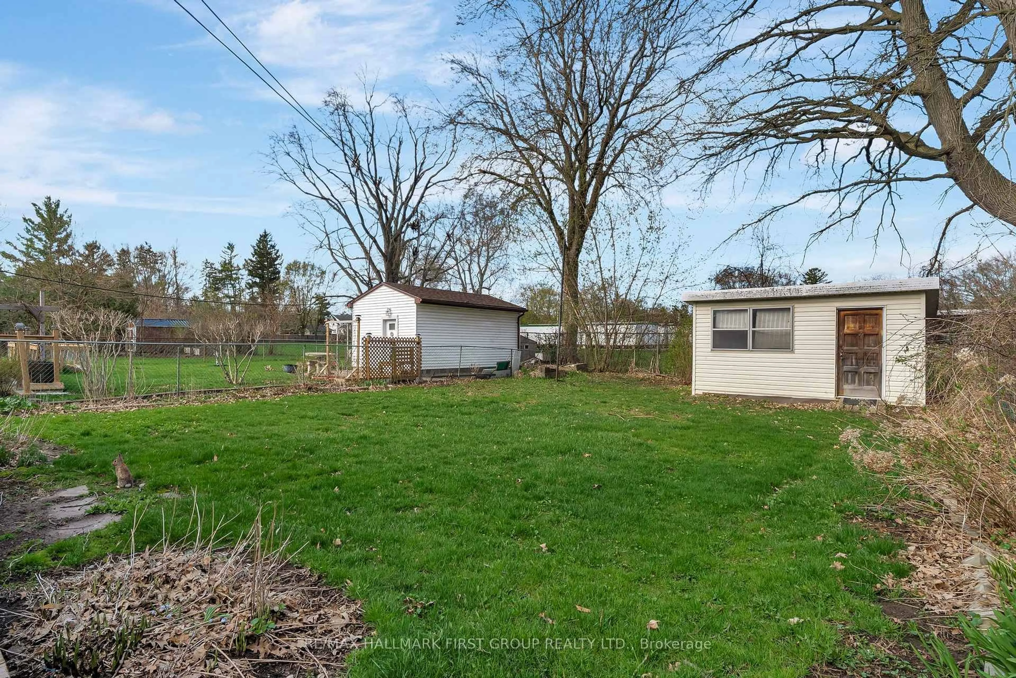 Shed for 78 Golfdale Rd, Belleville Ontario K8N 4A7