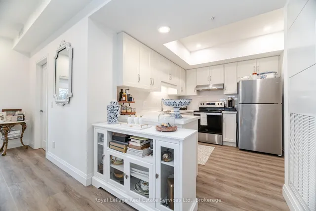 Additional property image - 30 Hamilton St Unit 205