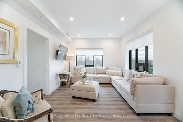 Additional property image - 30 Hamilton St Unit 205