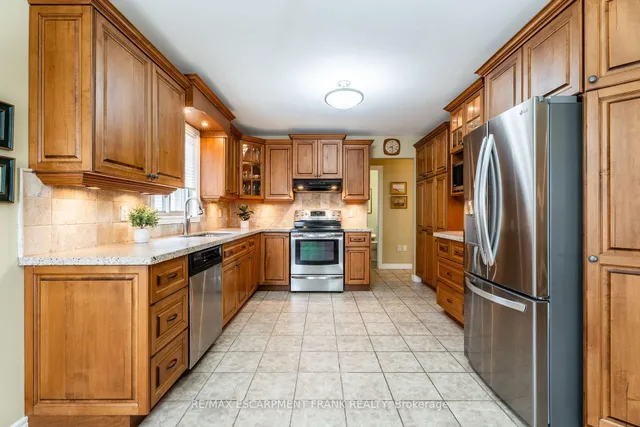 Additional property image - 345 Southcote Rd