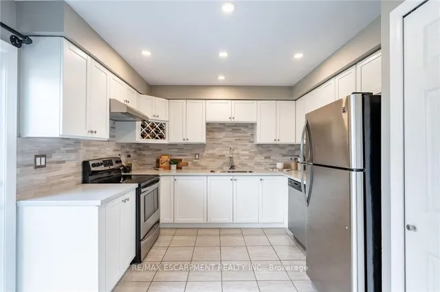 Additional property image - 15 Elford Cres
