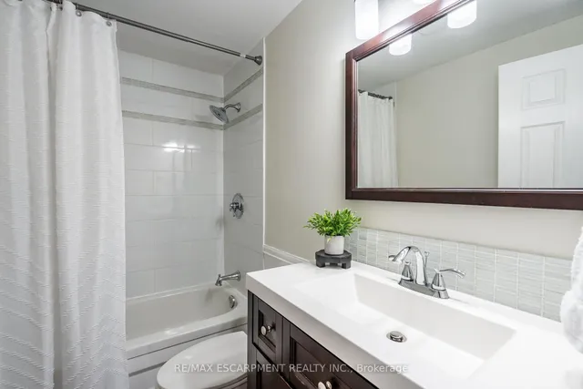Additional property image - 15 Elford Cres