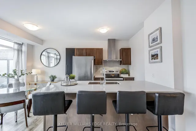 Additional property image - 1 Redfern Ave Unit 424