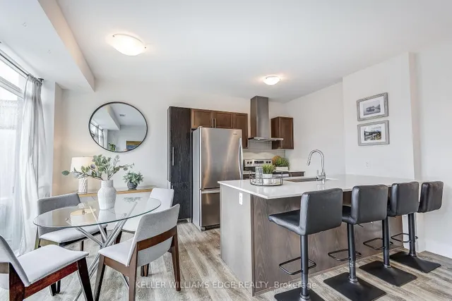 Additional property image - 1 Redfern Ave Unit 424
