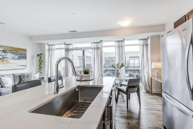 Additional property image - 1 Redfern Ave Unit 424