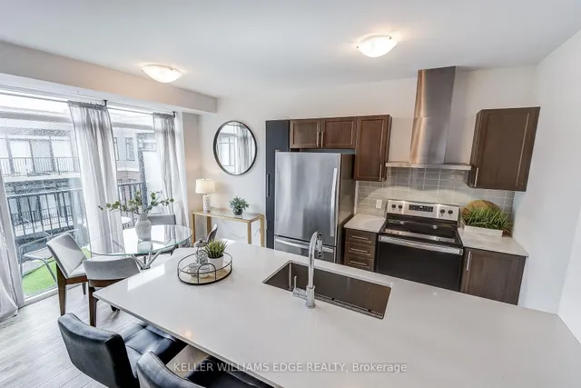 Additional property image - 1 Redfern Ave Unit 424