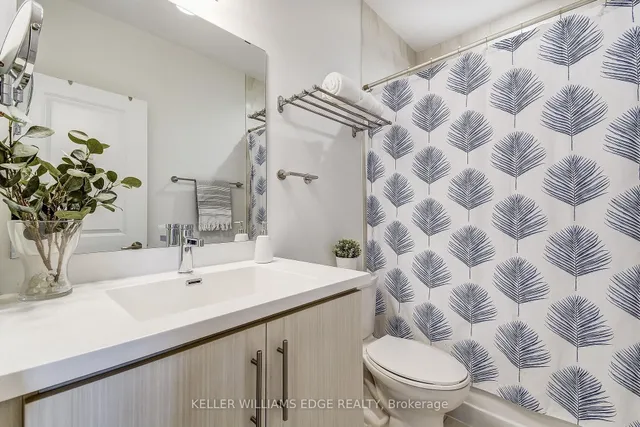 Additional property image - 1 Redfern Ave Unit 424