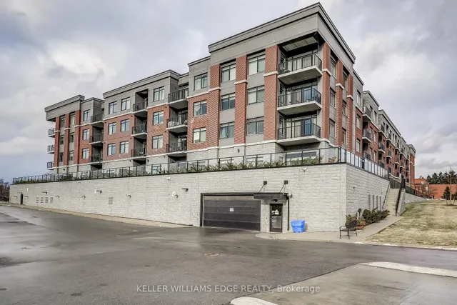 Additional property image - 1 Redfern Ave Unit 424