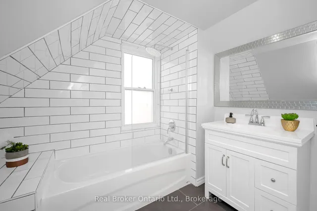 Additional property image - 109 Aikman Ave