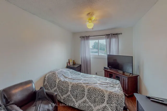 Additional property image - 17 Taymall St