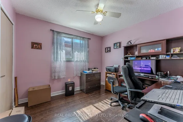 Additional property image - 17 Taymall St