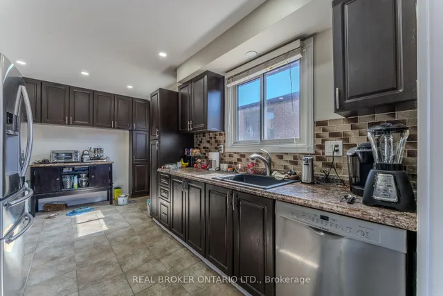 Additional property image - 17 Taymall St