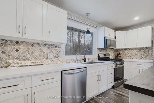 Additional property image - 1578 Brock Rd