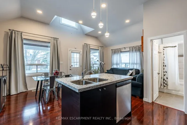 Additional property image - 170 Newlands Ave