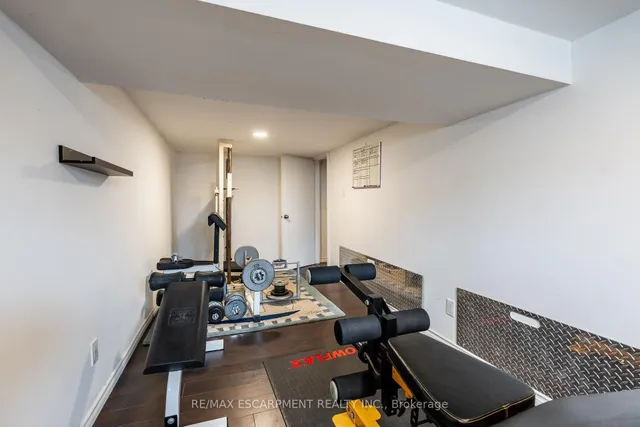 Additional property image - 170 Newlands Ave