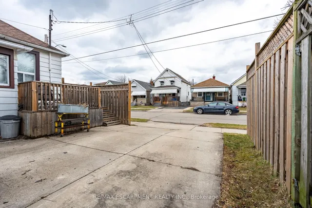 Additional property image - 170 Newlands Ave