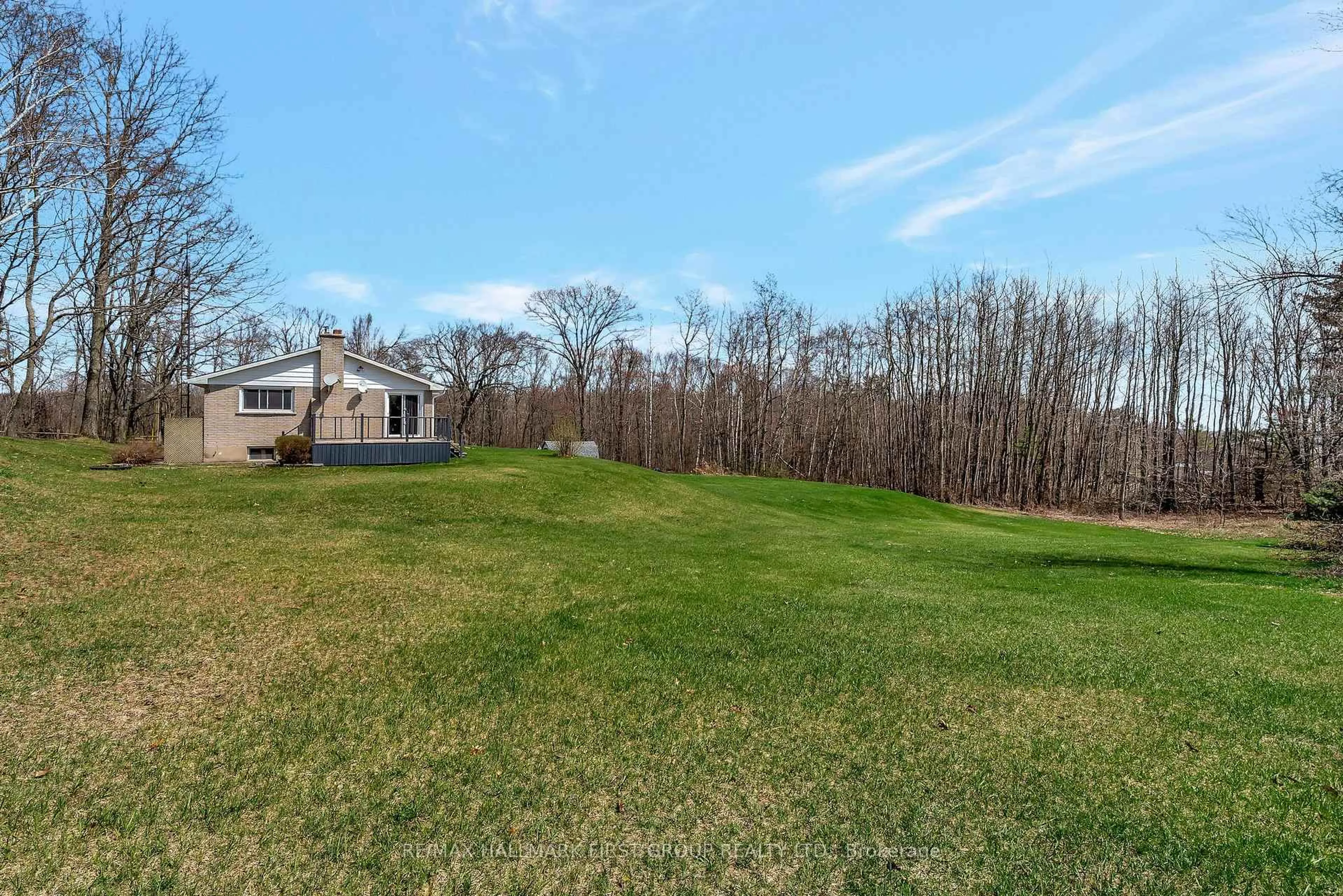 A pic from outside/outdoor area/front of a property/back of a property/a pic from drone, water/lake/river/ocean view for 3798 Hickerson Rd, Hamilton Township Ontario K0K 1C0