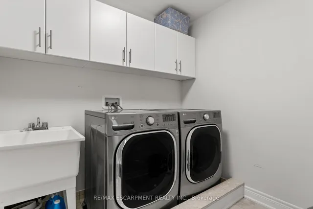 Additional property image - 129 Fingland Cres