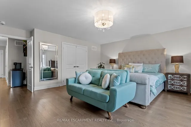 Additional property image - 129 Fingland Cres