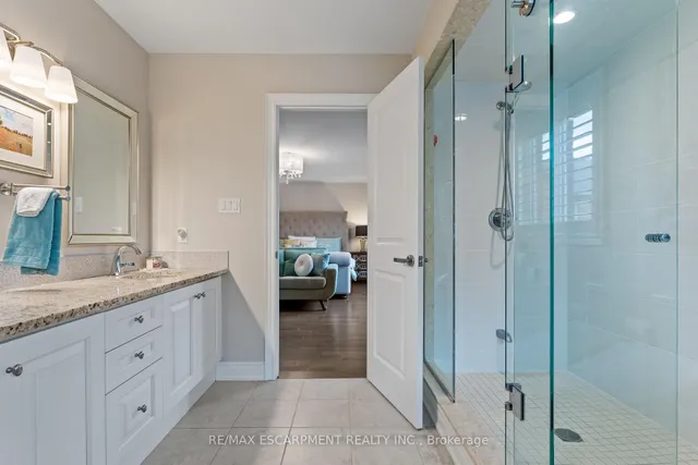 Additional property image - 129 Fingland Cres