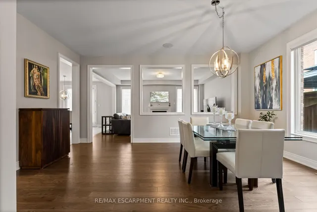 Additional property image - 129 Fingland Cres