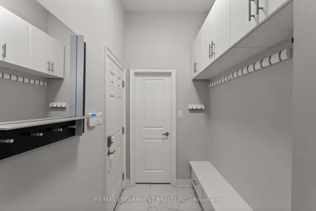 Additional property image - 129 Fingland Cres
