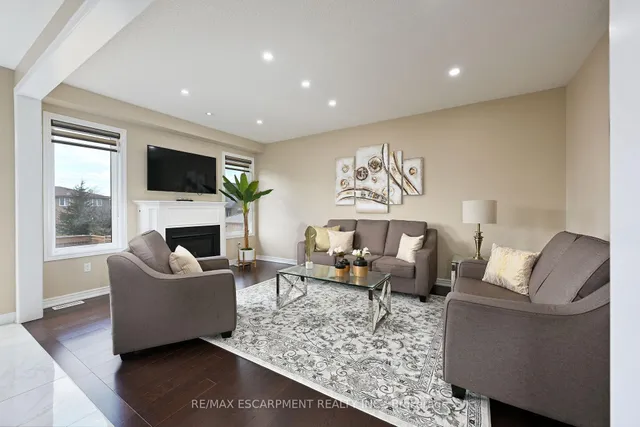 Additional property image - 71 Chaumont Dr