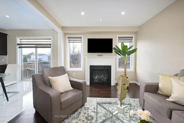 Additional property image - 71 Chaumont Dr